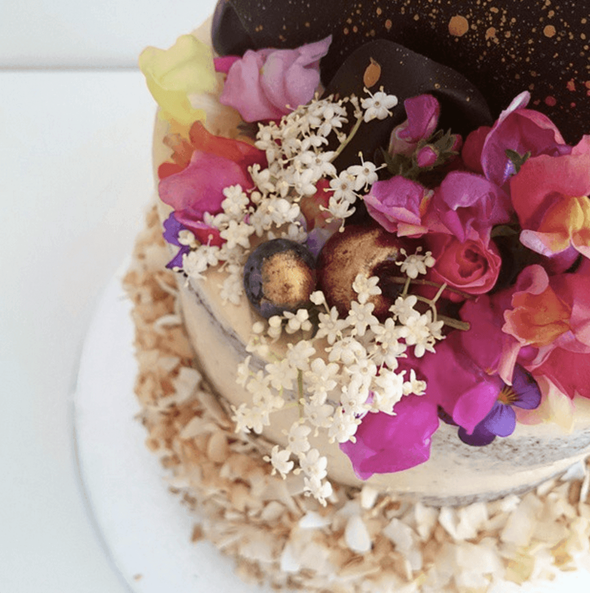 Un-Birthday Cake wedding