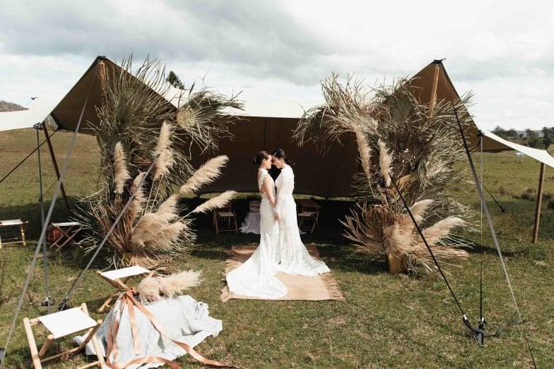 Couple getting married at Lynwood Estate in the Hunter Valley